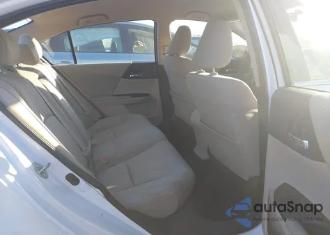 2016 Honda Accord Lx z USA, uszkodzony, nr VIN 1HGCR2F38GA106962